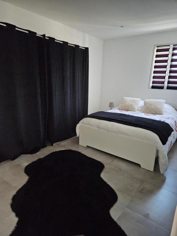 Bas De Villa Au Calme Marseille Luaran gambar